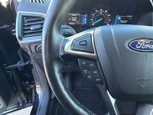 Used 2023 Ford Edge SEL AWD/4WD image 19