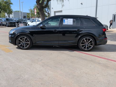 Used 2021 Audi SQ7 Prestige AWD/4WD image 7