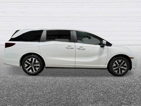 New 2026 Honda Odyssey EX-L image 7