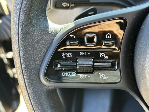 Used 2024 Mercedes-Benz Sprinter 2500 image 18