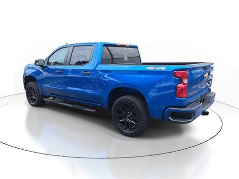 Used 2022 Chevrolet Silverado 1500 Custom image 4