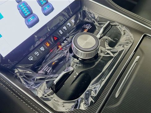 New 2026 Jeep Grand Wagoneer L Summit image 21