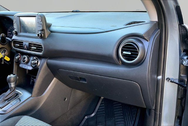 Used 2020 Hyundai Kona SE FWD image 18