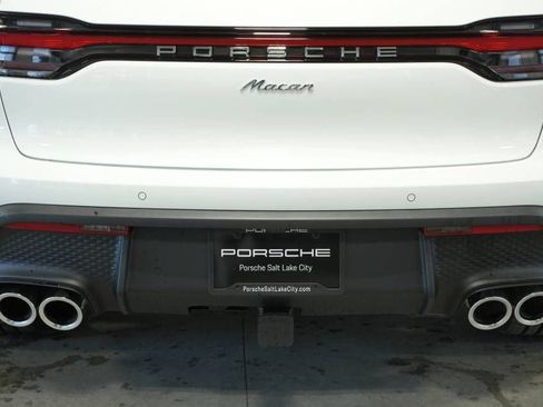 New 2026 Porsche Macan AWD/4WD image 37