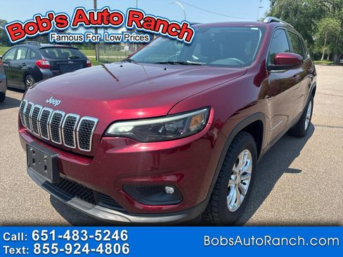 Used 2019 Jeep Cherokee Latitude w/ Popular Appearance Group AWD/4WD image 1