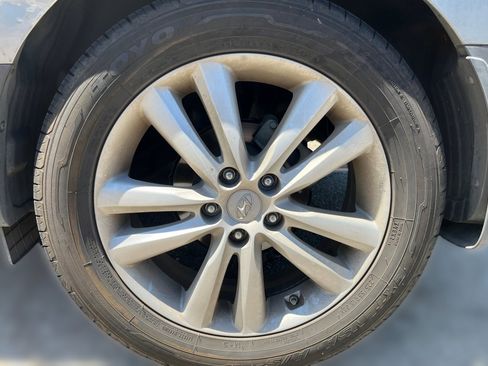Used 2012 Hyundai Tucson Limited FWD image 6