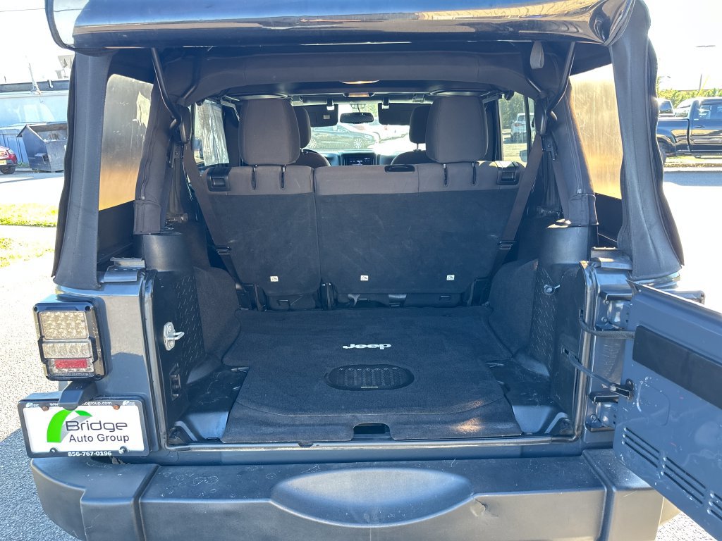 Used 2016 Jeep Wrangler Unlimited Sport w/ Quick Order Package 23S AWD/4WD image 19