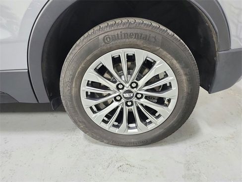 Used 2024 Cadillac XT4 Premium Luxury image 43