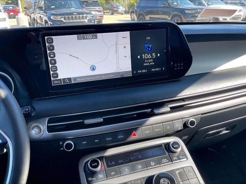 Used 2023 Hyundai Palisade SEL image 6