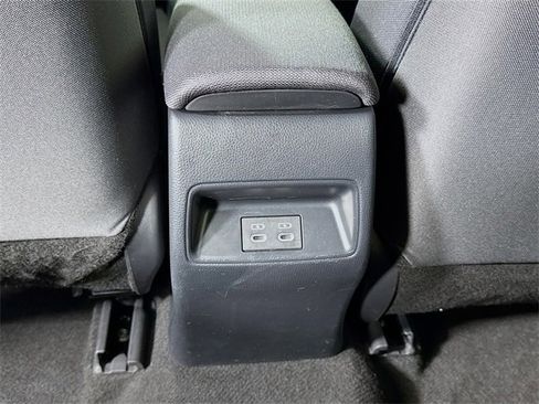 Used 2024 Toyota Corolla LE image 25