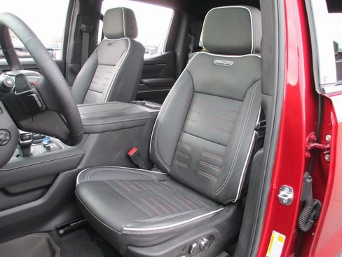 Certified 2025 GMC Sierra 1500 AT4X image 21