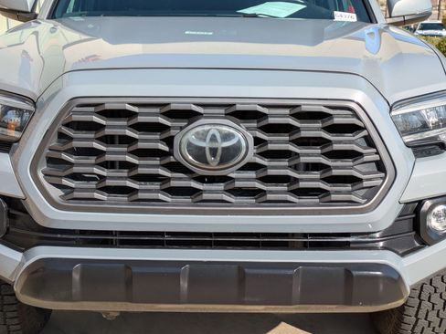 Used 2021 Toyota Tacoma image 9
