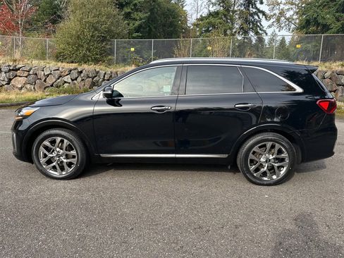 Used 2019 Kia Sorento SX image 2