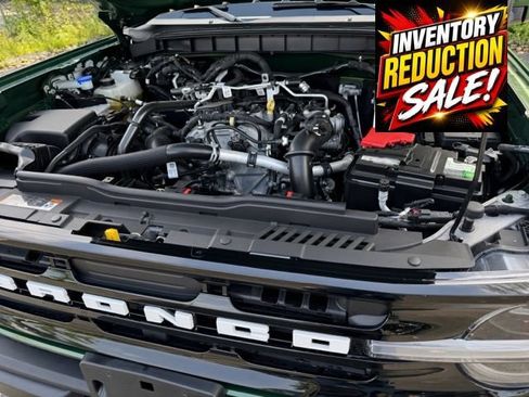 Used 2025 Ford Bronco Outer Banks AWD/4WD image 11