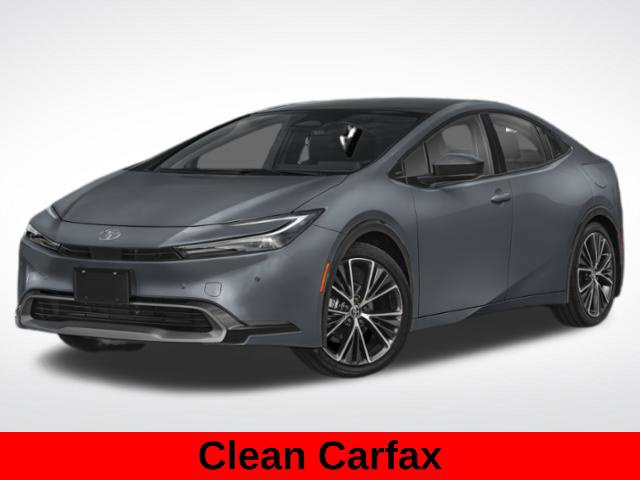 Used 2024 Toyota Prius XLE FWD image 3