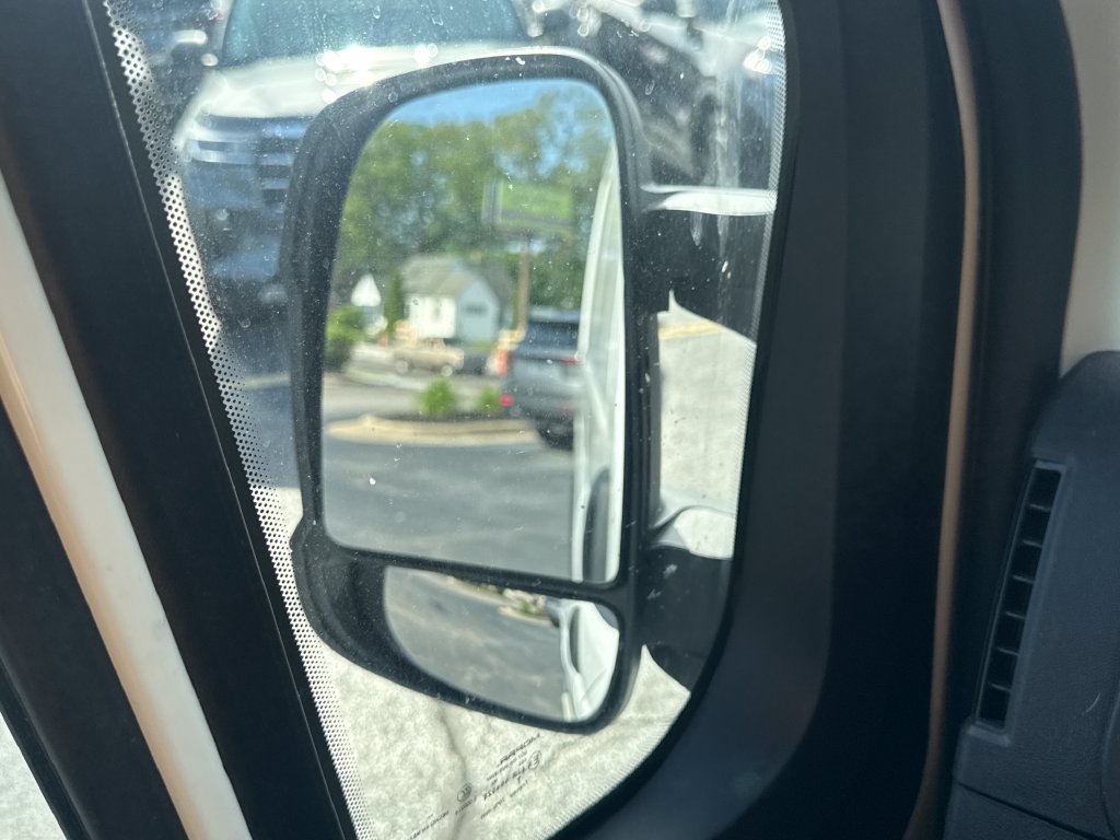 Used 2025 RAM ProMaster 2500 w/ U-Haul Equipment Group FWD image 28