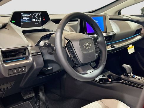 New 2026 Toyota Prius XLE FWD image 9