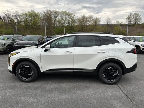 New 2026 Kia Sportage EX AWD/4WD image 8