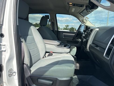 Used 2017 RAM 2500 SLT AWD/4WD image 23