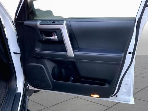 Used 2024 Toyota 4Runner SR5 Premium w/ Moonroof Package RWD image 20