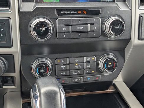 Used 2019 Ford F150 Lariat w/ Equipment Group 502A Luxury image 30