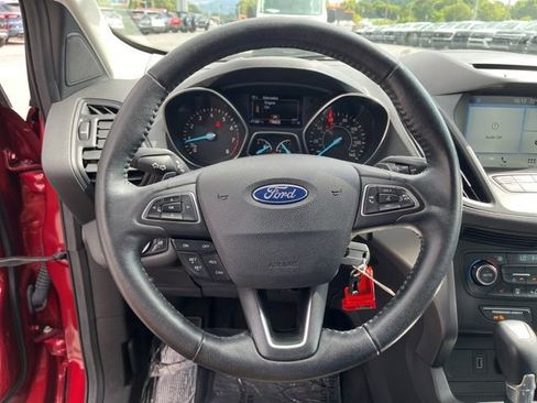 Used 2017 Ford Escape SE w/ SE Leather Comfort Package image 26