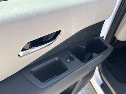 New 2026 Nissan Pathfinder SL FWD image 12