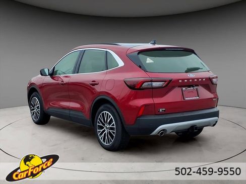 Used 2024 Ford Escape SE w/ PHEV Premium Package image 3