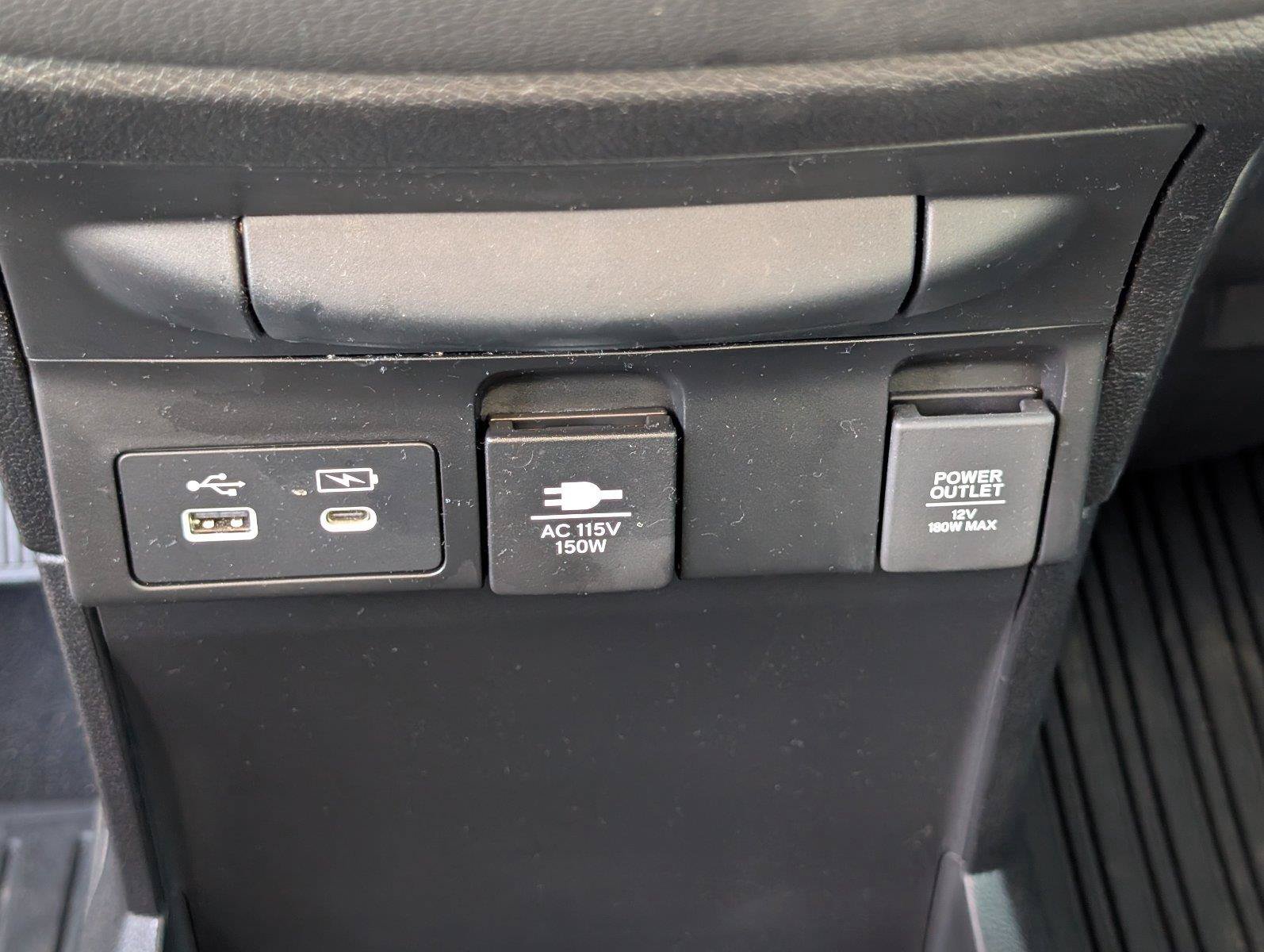 Used 2025 Honda Odyssey Elite image 25