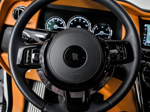 Used 2022 Rolls-Royce Cullinan image 31