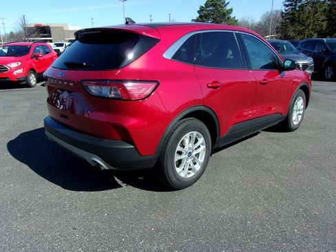Certified 2022 Ford Escape SE w/ Convenience Package FWD image 5