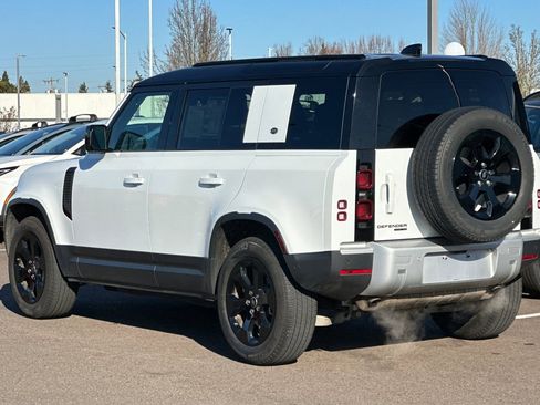 Used 2020 Land Rover Defender 110 HSE image 6