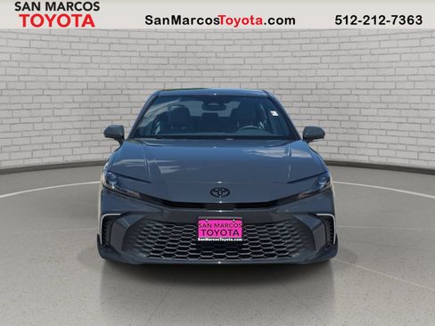 Used 2026 Toyota Camry SE w/ Convenience Package FWD image 2