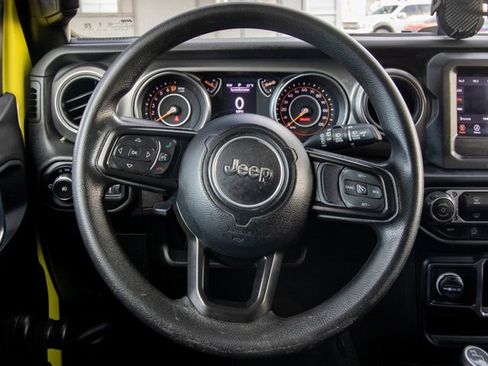 Used 2022 Jeep Wrangler Sport image 22