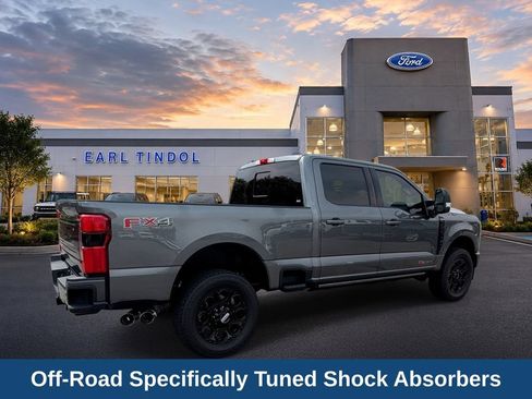 Used 2025 Ford F350 Platinum w/ FX4 Off-Road Package AWD/4WD image 8