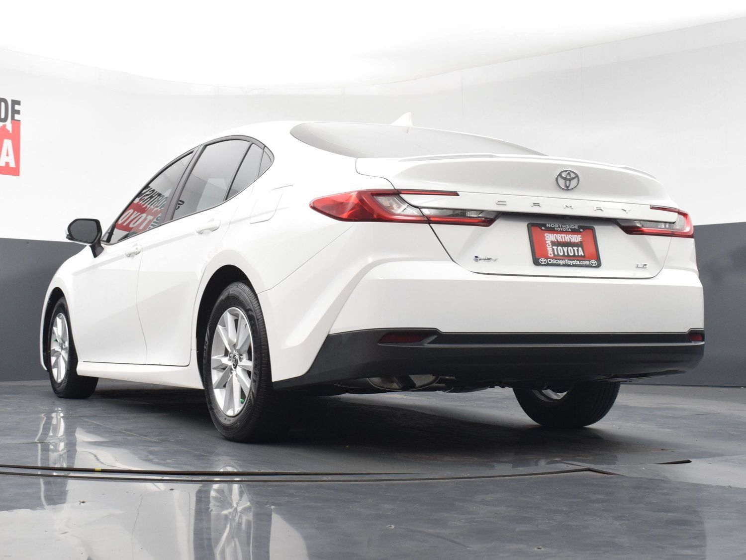 Used 2025 Toyota Camry LE w/ Convenience Package FWD image 28