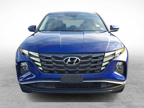 Used 2023 Hyundai Tucson SE AWD/4WD image 2