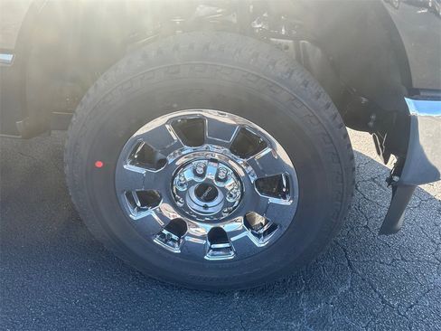 New 2026 Ford F250 Lariat w/ Lariat Premium Package image 11