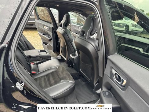 Used 2019 Volvo XC60 T6 R-Design AWD/4WD image 25