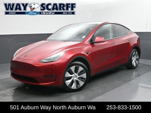 Used 2024 Tesla Model Y Long Range image 1