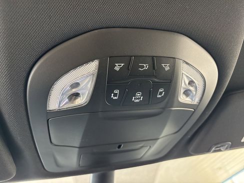 New 2026 Chrysler Pacifica Select w/ S Appearance Package image 22