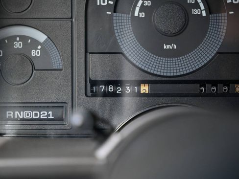 Used 1989 Chevrolet Silverado 1500 4x4 Regular Cab image 76