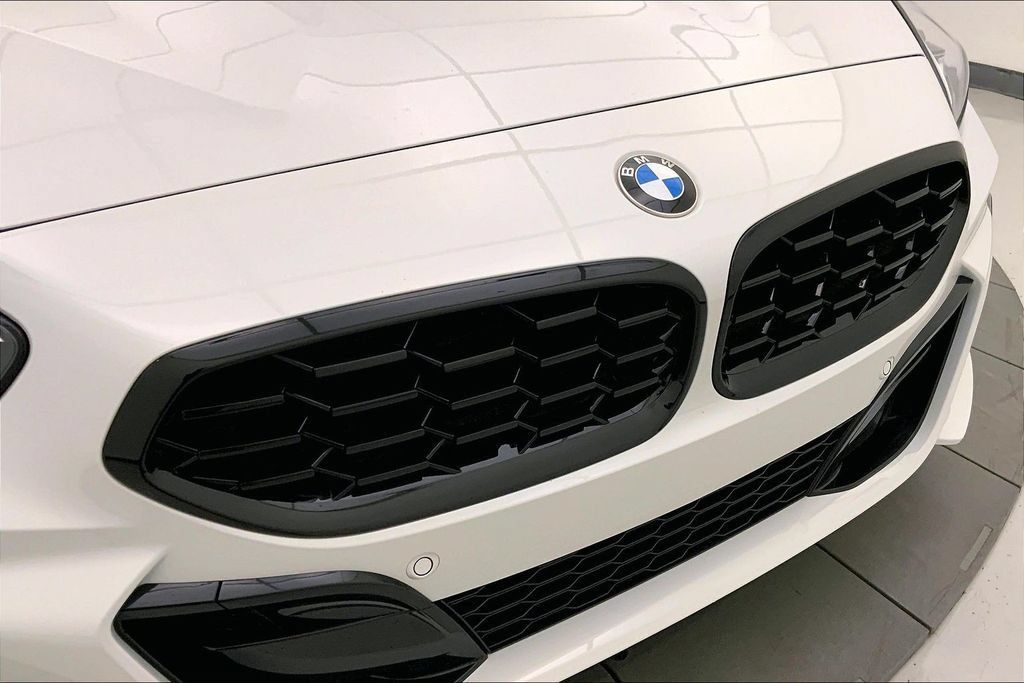 Certified 2023 BMW Z4 M40i w/ Premium Package RWD image 26