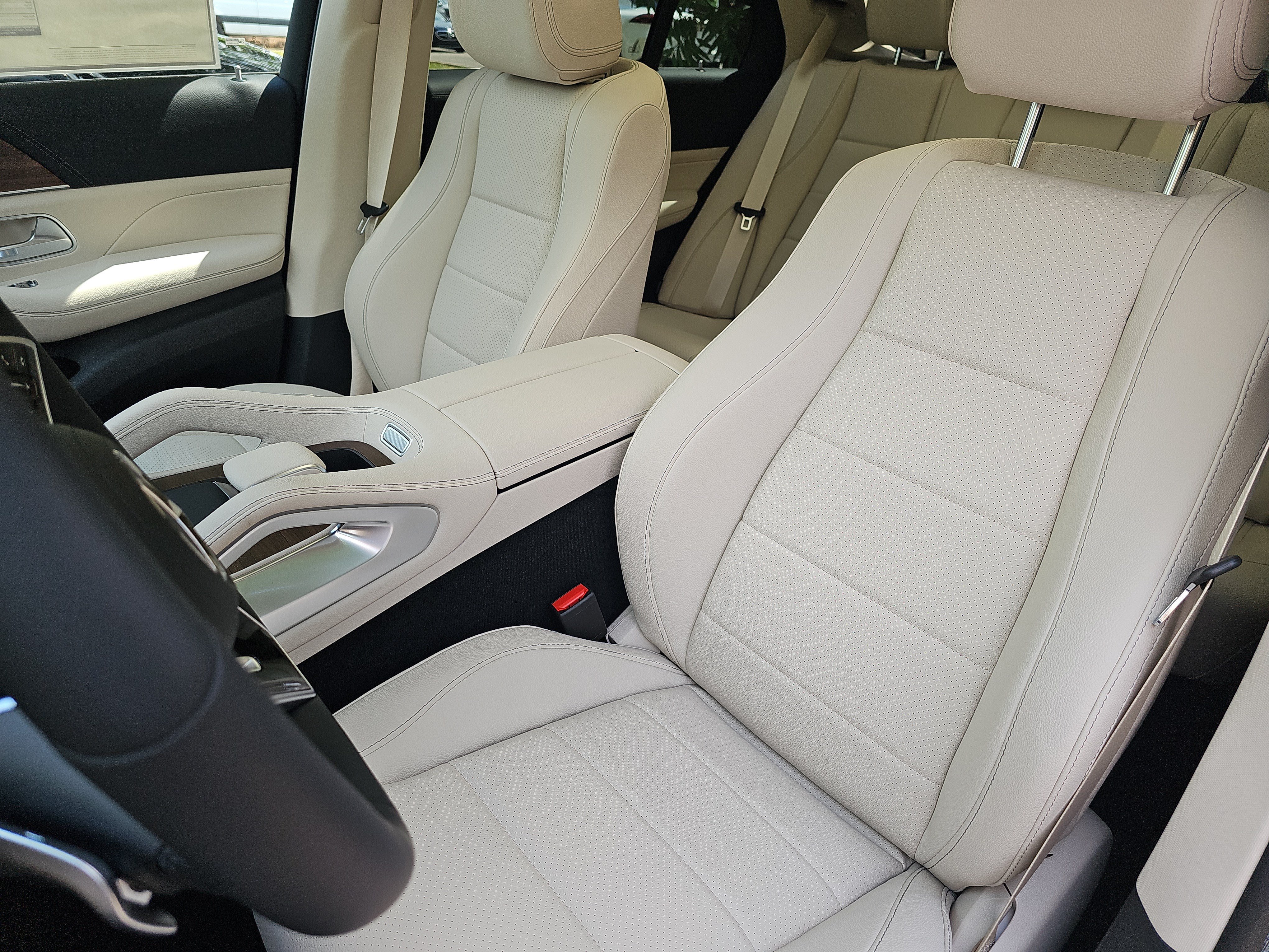 New 2026 Mercedes-Benz GLE 450 4MATIC image 16