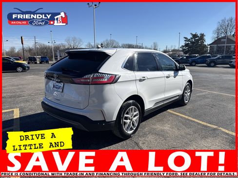 Used 2024 Ford Edge SEL image 11
