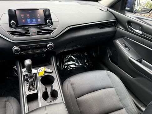 Used 2021 Nissan Altima 2.5 S FWD image 17