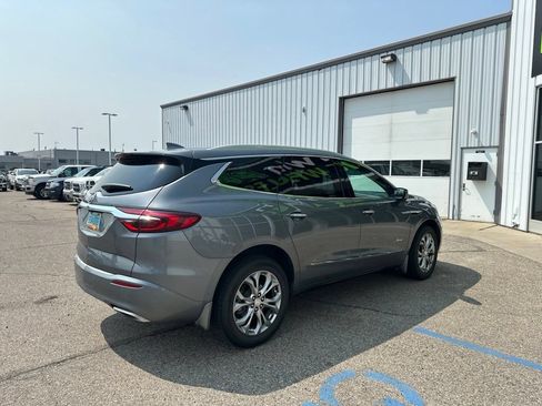 Used 2021 Buick Enclave Avenir w/ Avenir Technology Package AWD/4WD image 11
