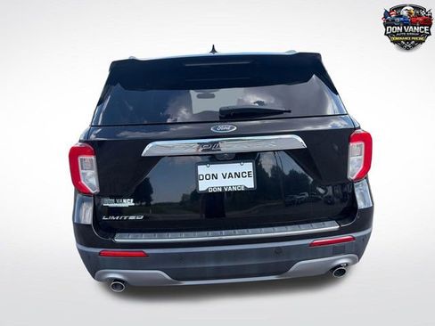 Used 2023 Ford Explorer Limited w/ Limited Technology Package RWD image 5