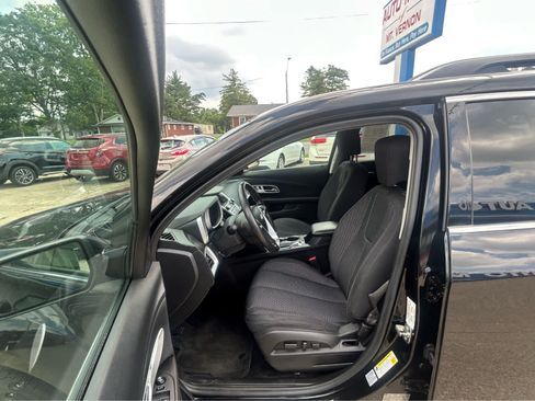 Used 2017 Chevrolet Equinox LT w/ Convenience Package AWD/4WD image 13