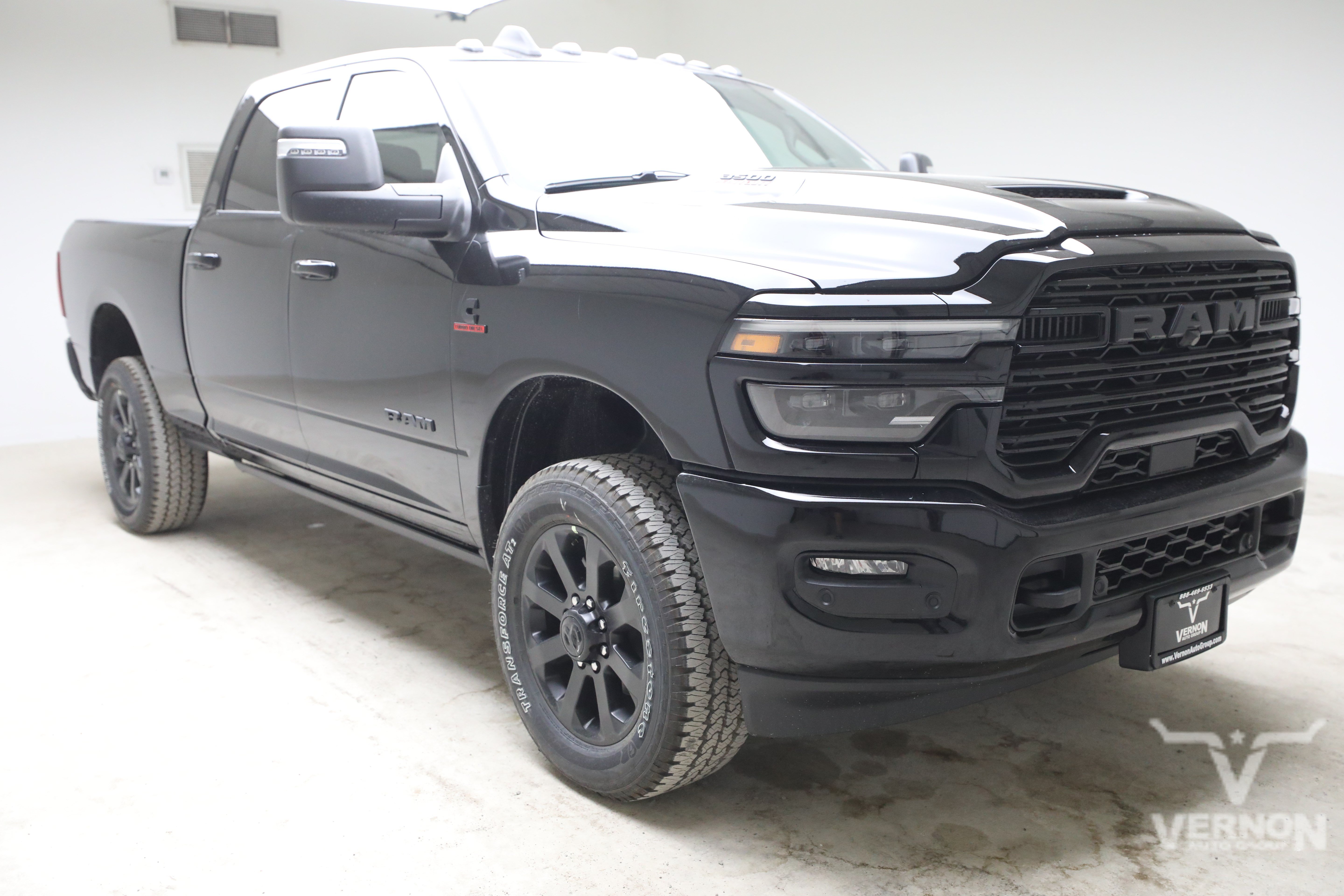 New 2027 RAM 3500 Laramie AWD/4WD image 7